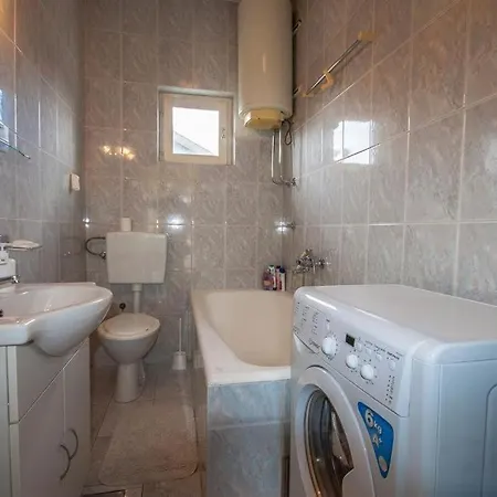With A Parking Space - 13910 Apartman Zadar