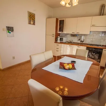 With A Parking Space - 13910 Zadar