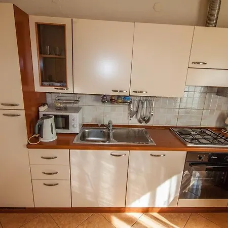 Apartman With A Parking Space - 13910