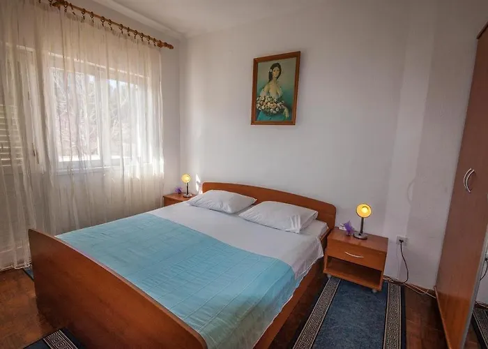 With A Parking Space - 13910 Apartman