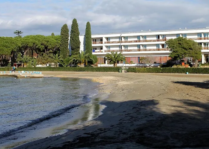 With A Parking Space - 13910 Apartman